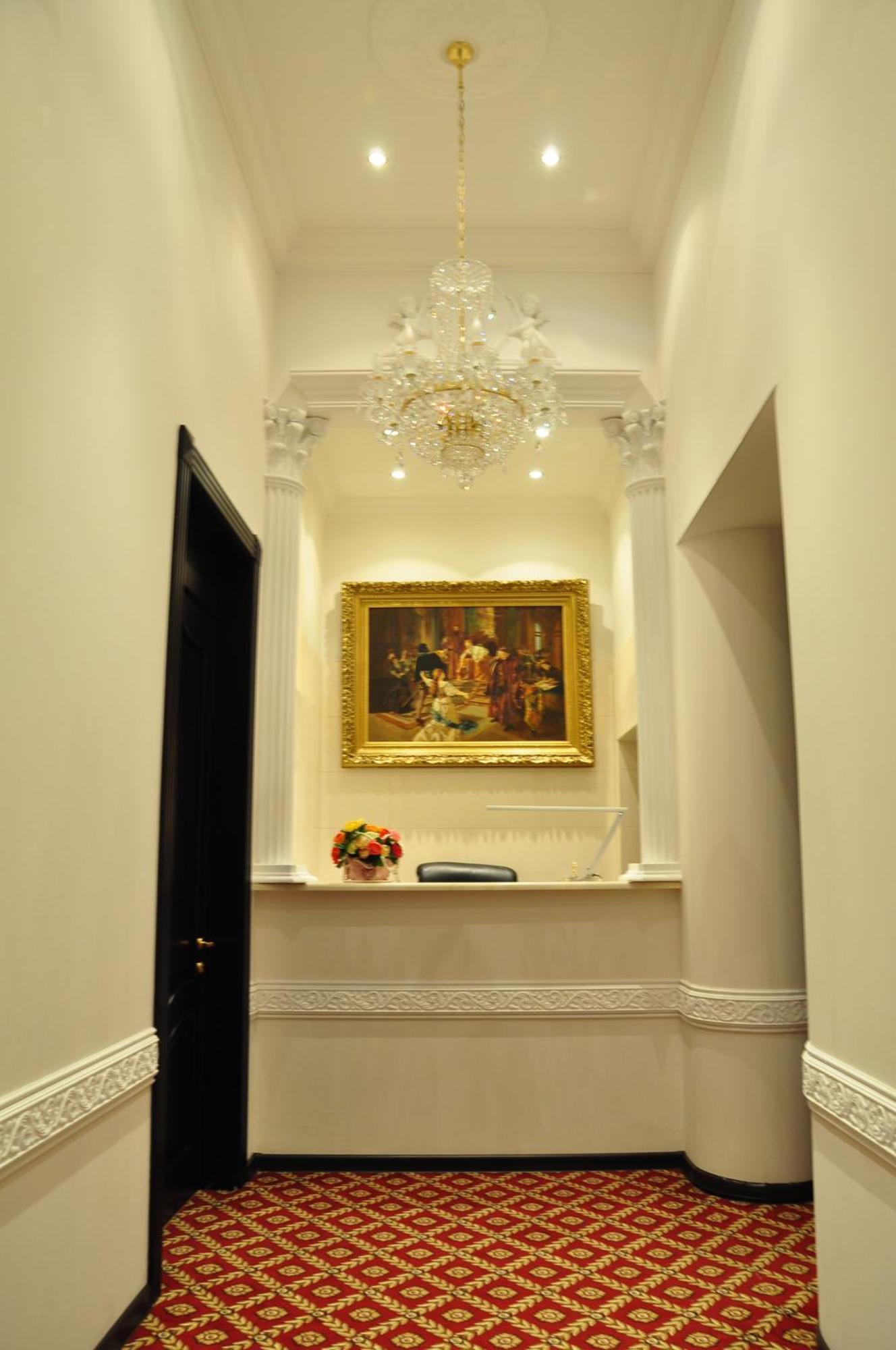 Queen Valery Hotel Одесса Экстерьер фото