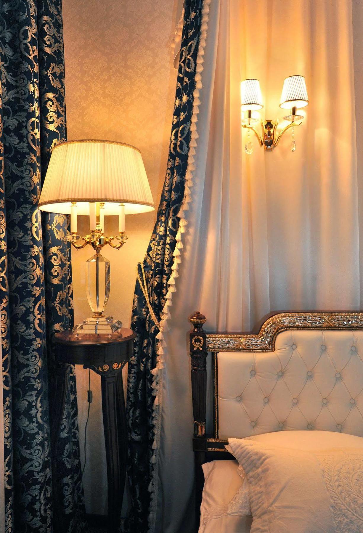 Queen Valery Hotel Одесса Экстерьер фото